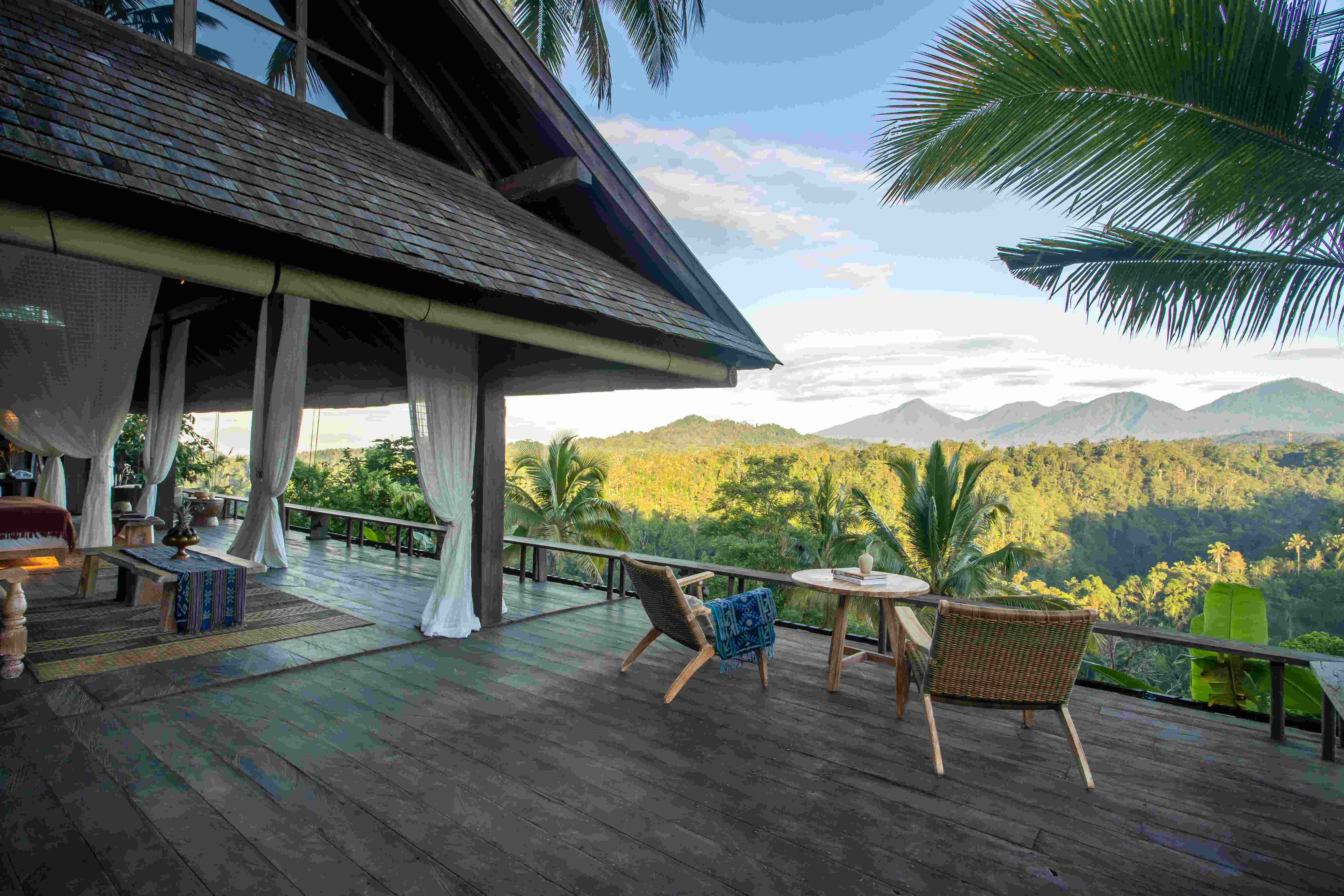 Buahan, A Banyan Tree Escape